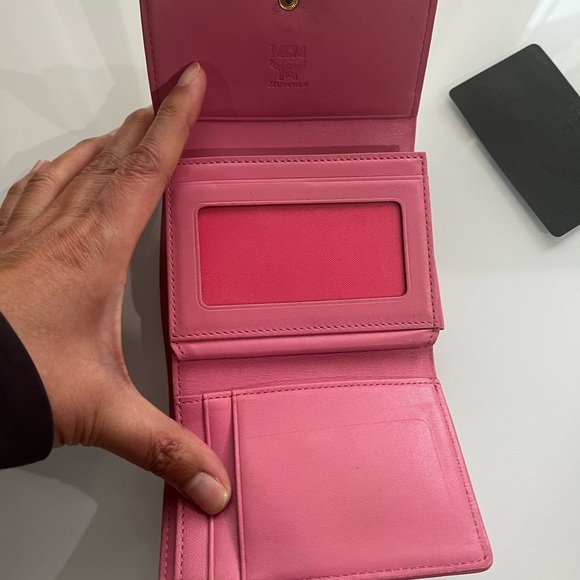 MCM White Visetos Small Trifold Wallet - Picture 14 of 14